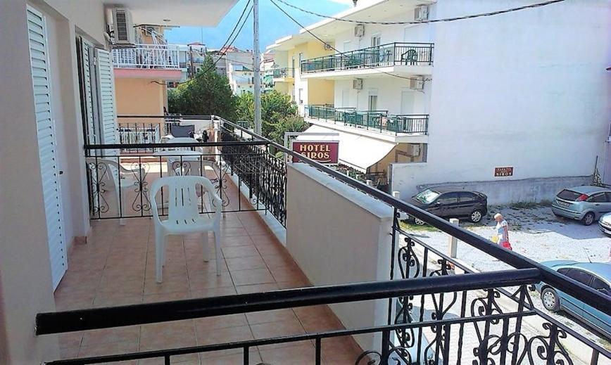 Siros Hotel Leptokaryá Ngoại thất bức ảnh